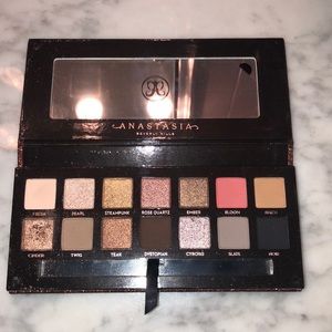 Anastasia Beverly Hills Sultry Palette